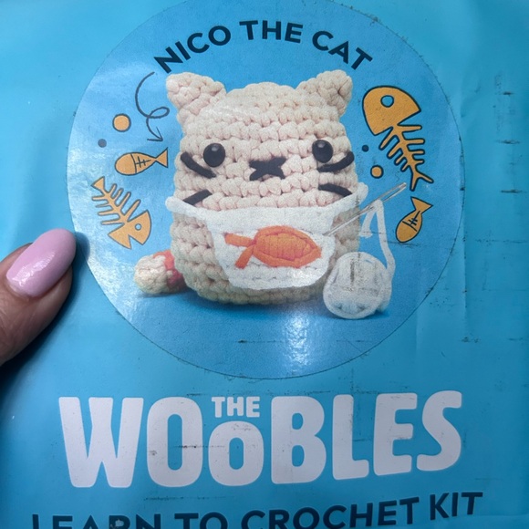 Wooble Nico the Cat Crochet Kit - Orange and White *sealed* - Picture 2 of 3